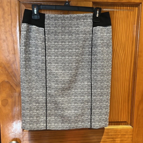 Calvin Klein suit sz 4P! - Picture 3 of 3